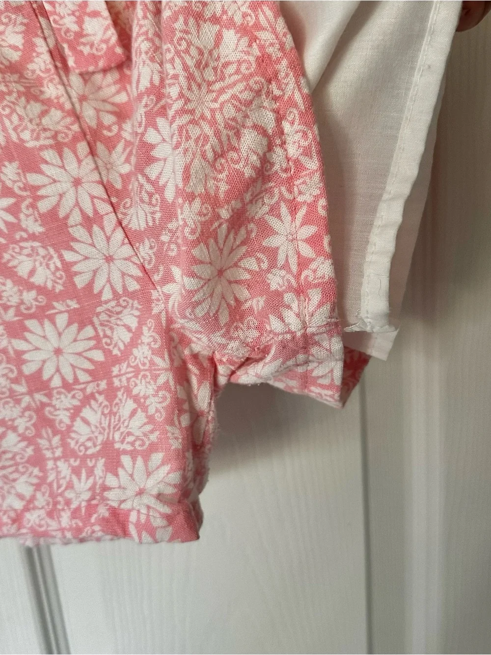 Between 10 Pink Floral Two-Piece crop top and shorts Set, lined shorts - Picture 3 of 9